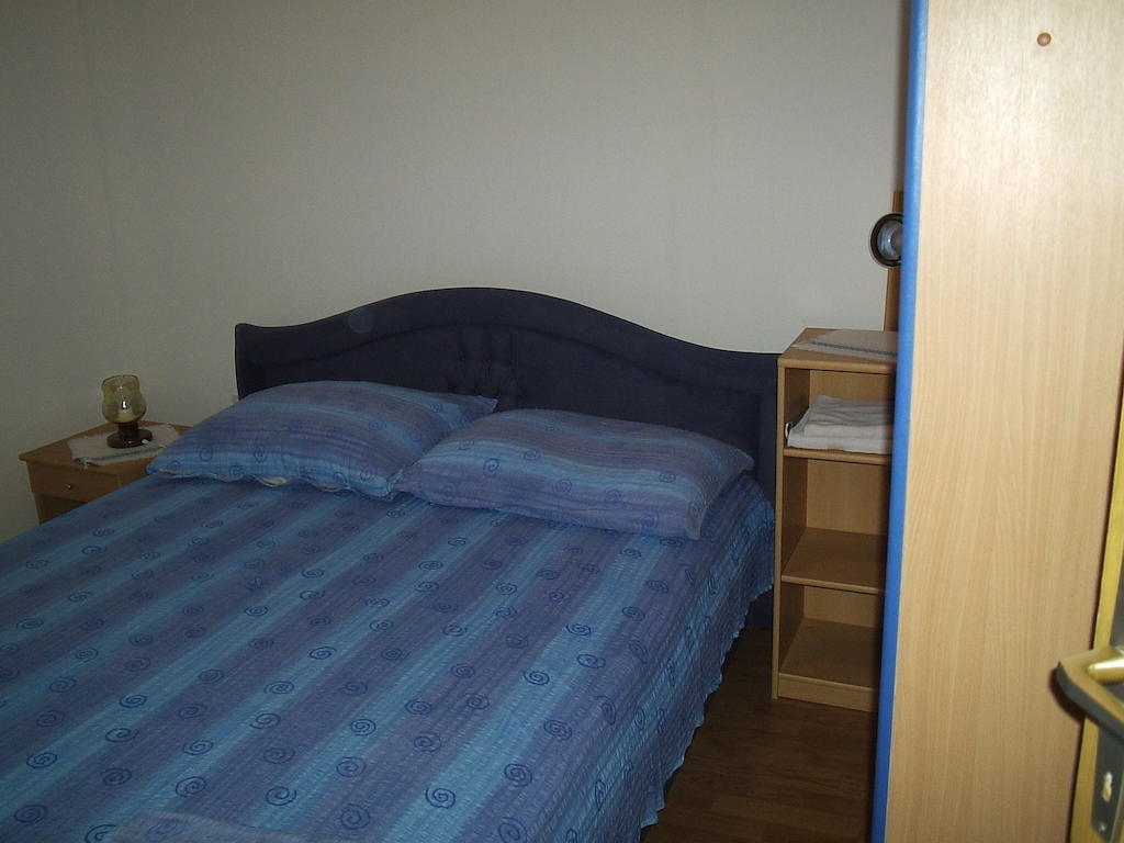 Apartments Holiday Lumbarda Quarto foto